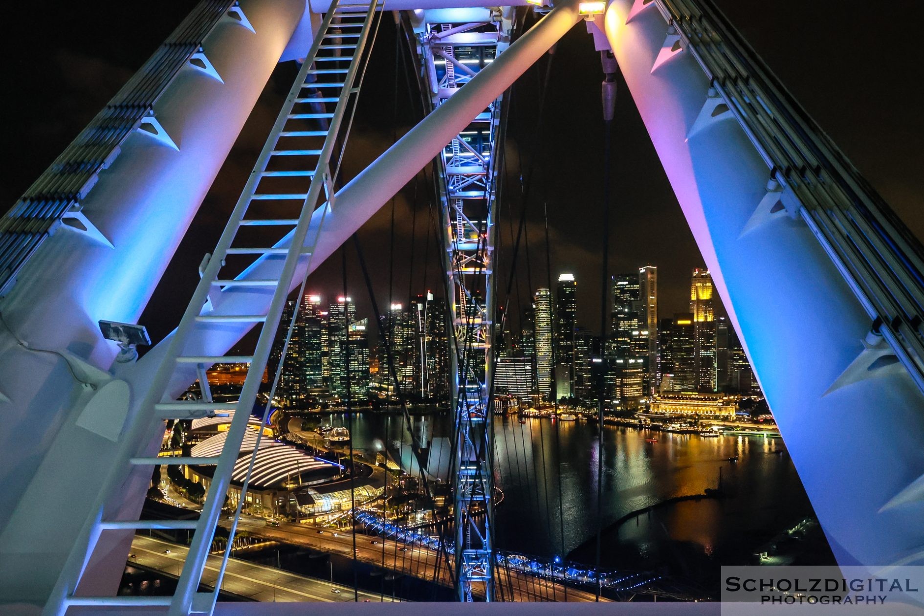 Singapur bei Nacht - Kreuzfahrt Singapur - Dubai