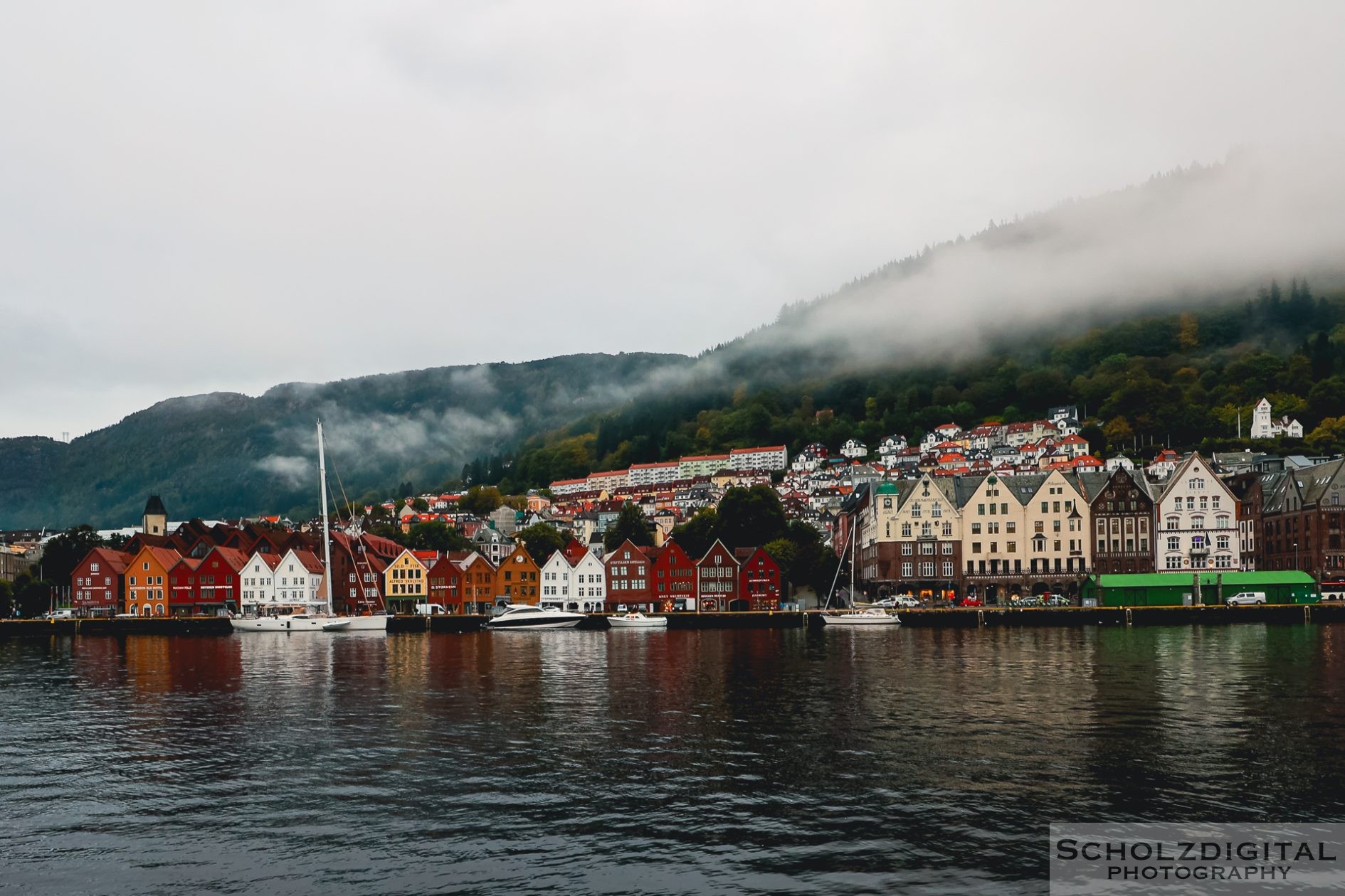 Bryggen mit den ehemaligen Hansekontoren 