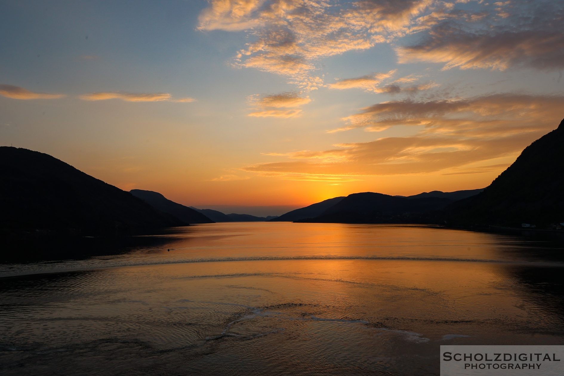 Sonnenuntergang Norwegen Nordfjordeid